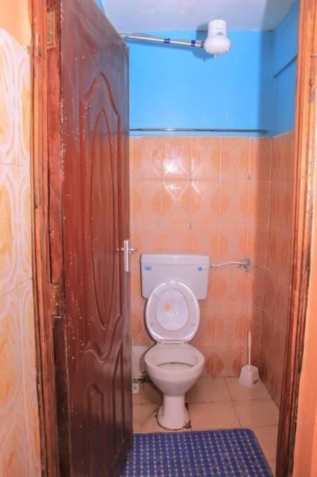 Cozy Homes 1 Bedroom House With Wi-Fi King Size Bed. Free Parking Naivasha Ngoại thất bức ảnh